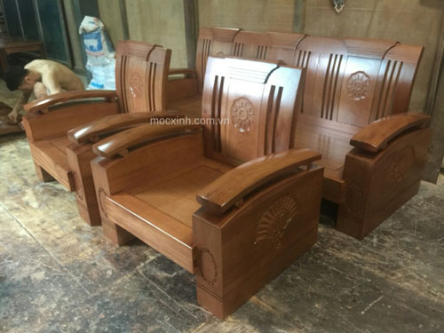 bộ bàn ghế tựa cong tay chồng xoan đào gia lai